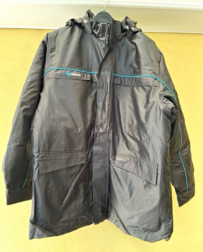 Arriva bus black - , hooded