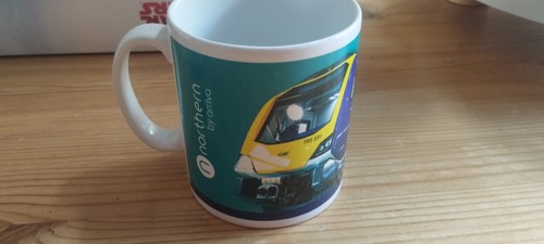 Northern rail class 195 - northern,