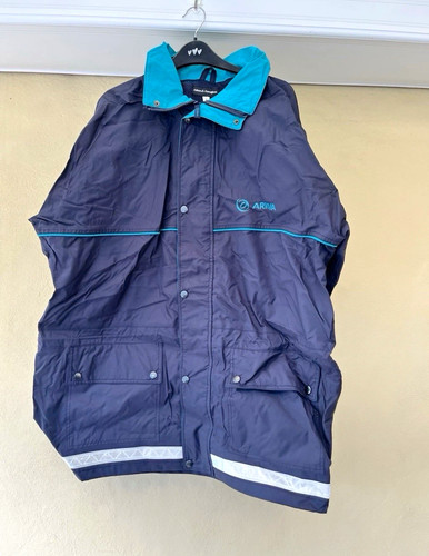 Arriva bus men anorak - bus,,